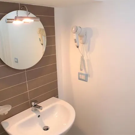 A Cozy Townhouse A Stones Throw From The Sea * Bibione
