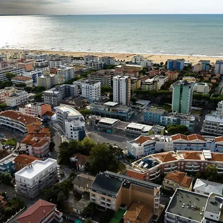 A Cozy Townhouse A Stones Throw From The Sea Bibione